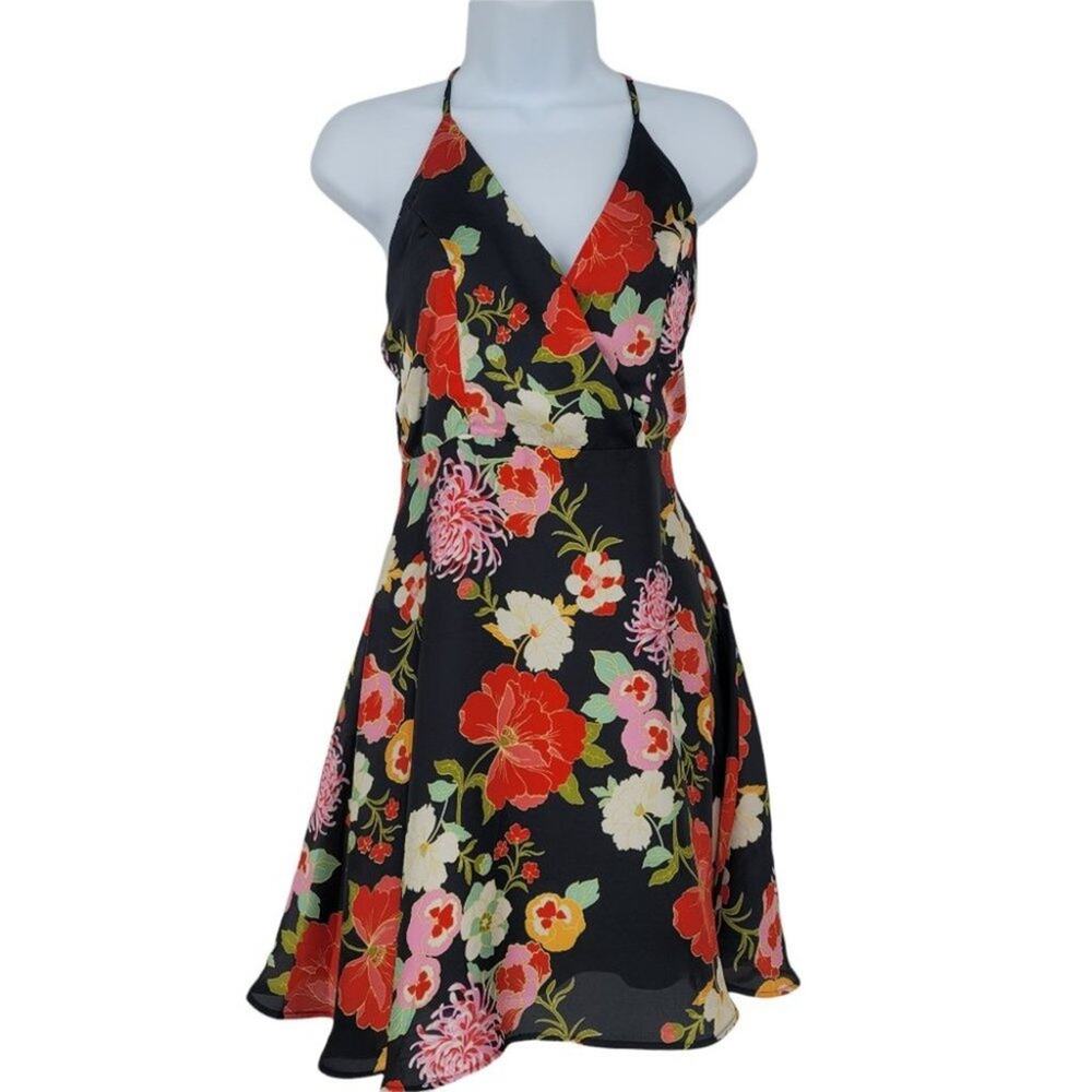 Lulu's Floral Tropical Print Criss Cross Back Lined Mini Dress Size Small